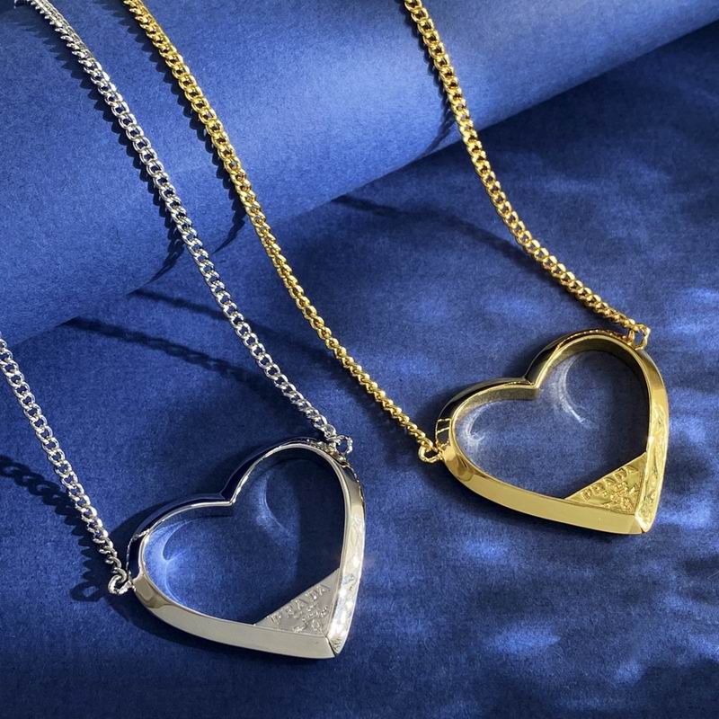 Prada necklace 05yxh01